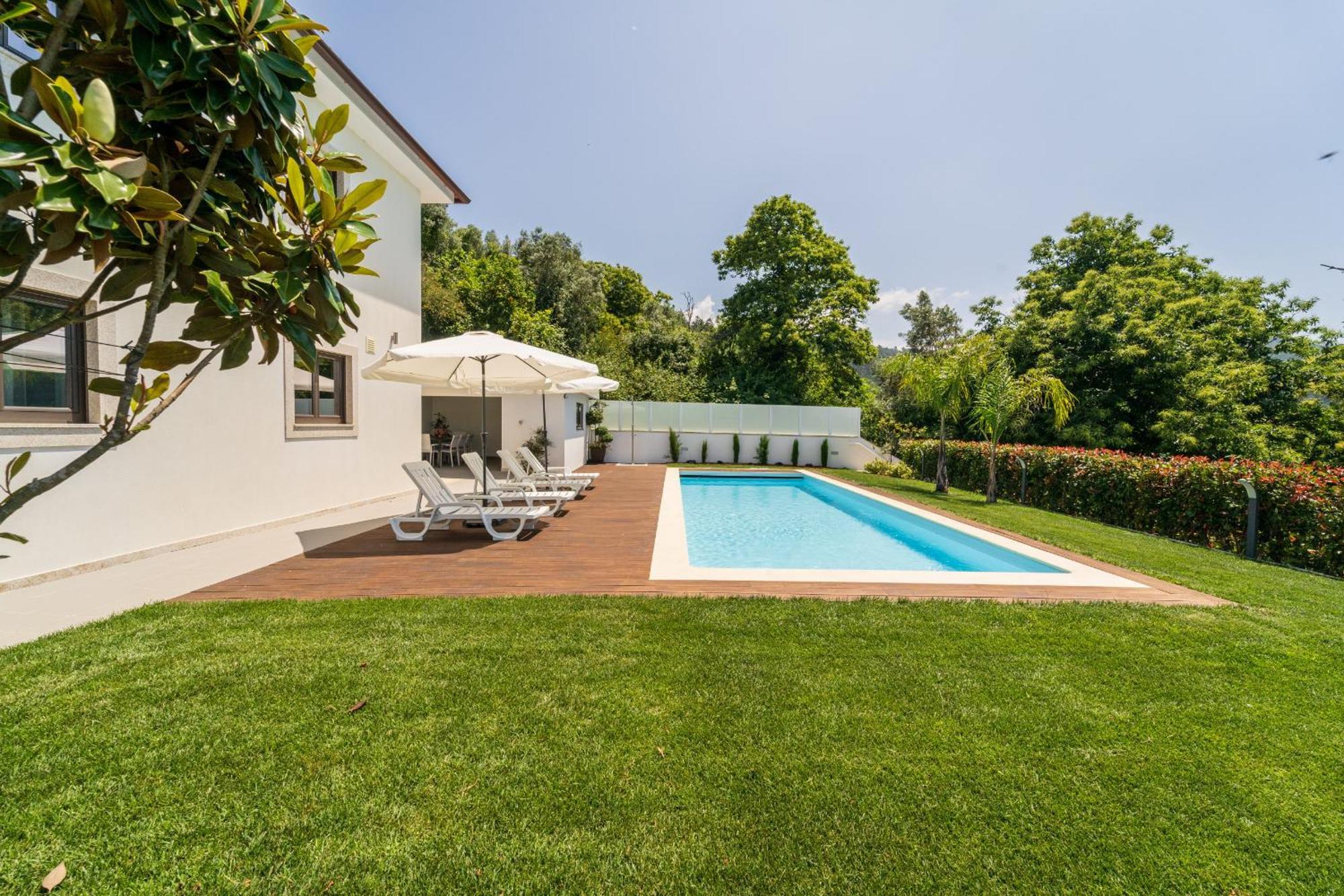 Casa De Eiro By House And People *
